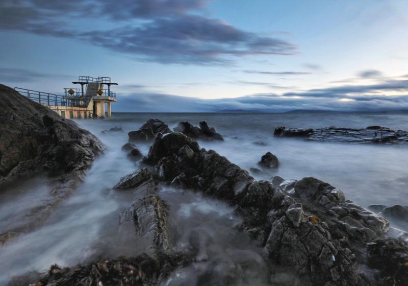 Blackrock Diving Tower (Salthill, Galway) — photo by Chaosheng Zhang